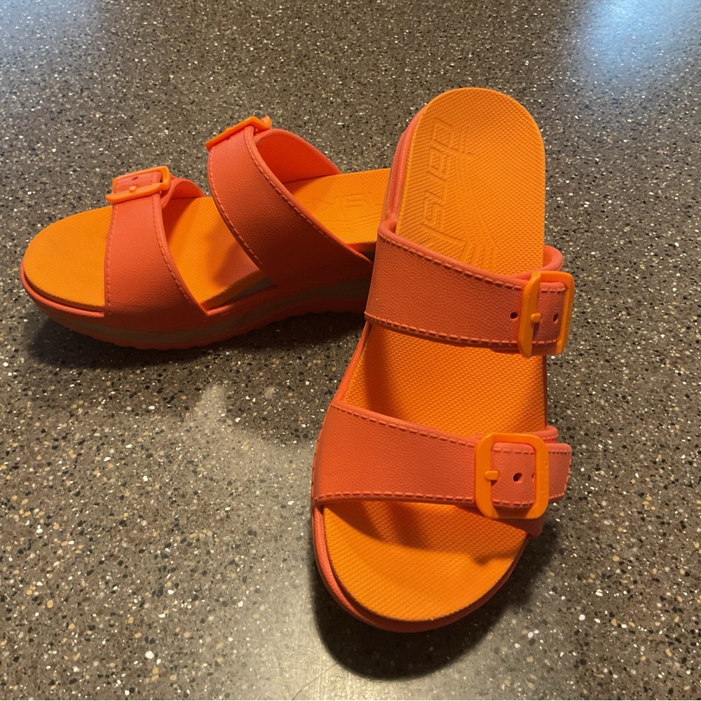 Dansko Tangerine Women’s Platform Sandals